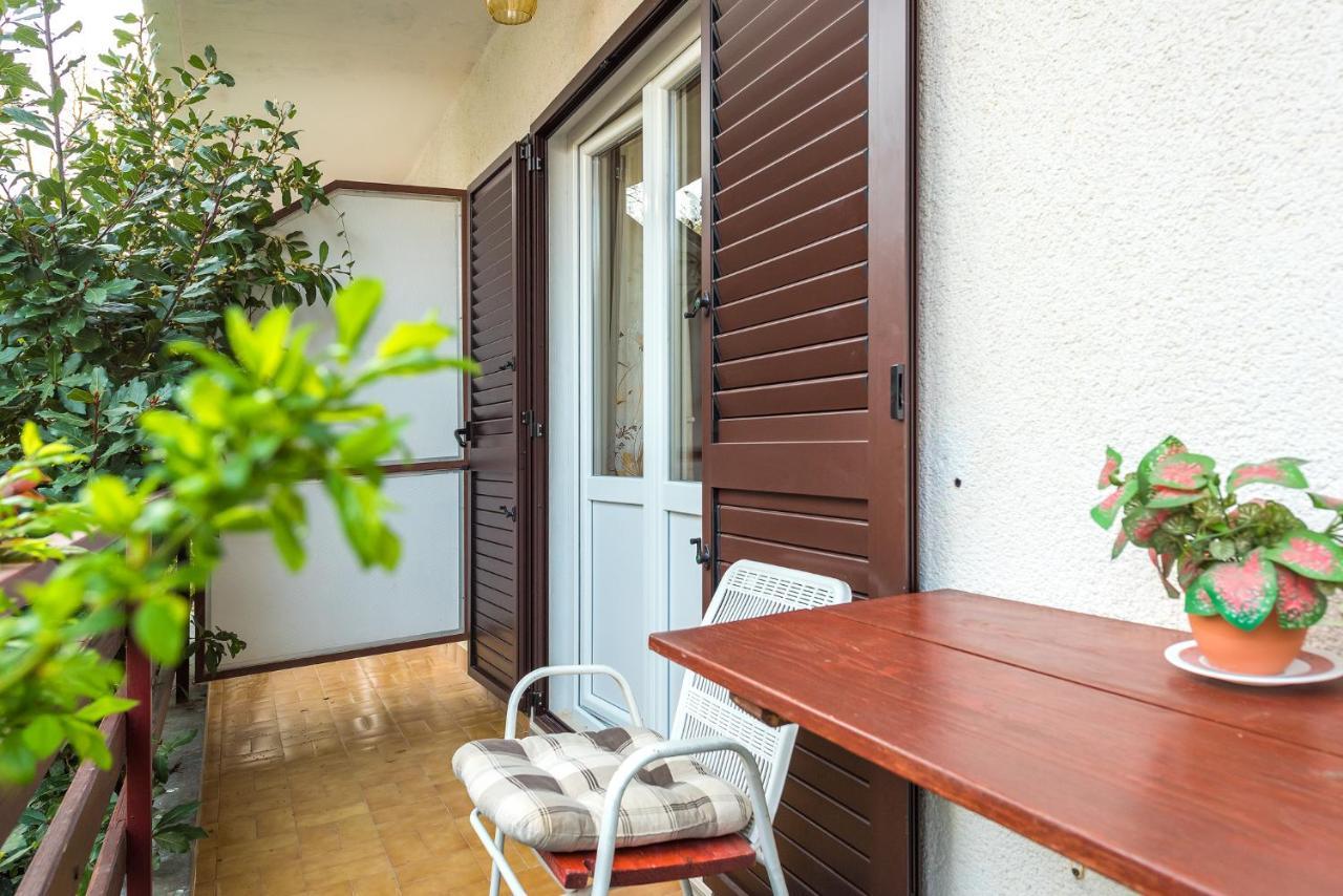 Apartments Boris Vodice Exterior photo